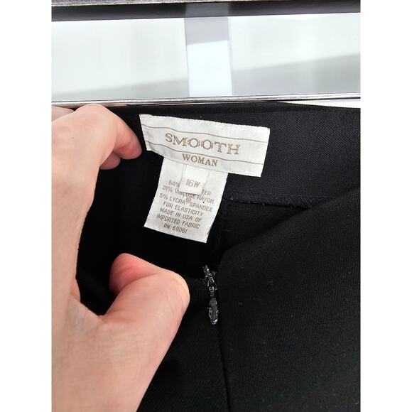 Smooth Women's Black Hidden Zipper Front Pull-On Straight Leg Pant Size 16W - Picture 3 of 4